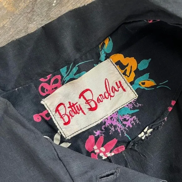 50s Vintage Betty Barclay Cute Floral Black Cotton Cottage Dress XS Small 2 4 6 - Picture 5 of 5